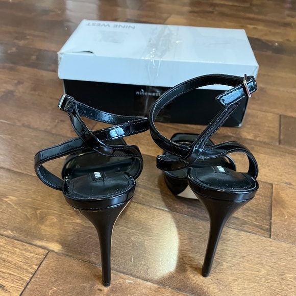 Nine West Heels- tall and sexy! - Picture 4 of 7